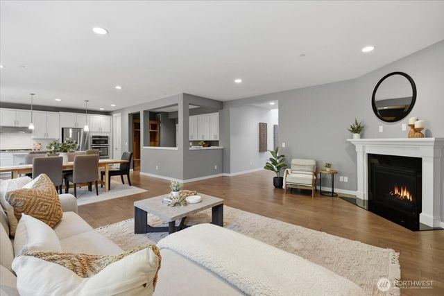 9125 Satterlee Avenue SE, Snoqualmie, WA 98065