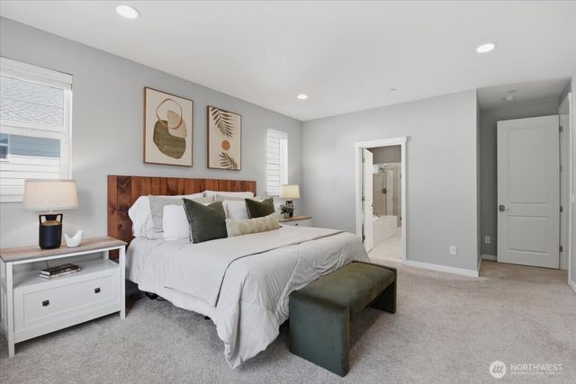9125 Satterlee Avenue SE, Snoqualmie, WA 98065