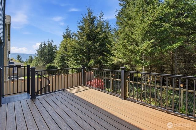 9125 Satterlee Avenue SE, Snoqualmie, WA 98065