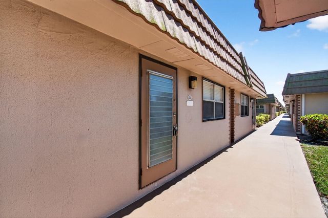 225 Seville Boulevard J, Delray Beach, FL 33446