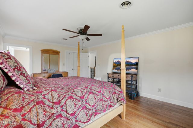 232 Roscommon Drive, Bristol, TN 37620