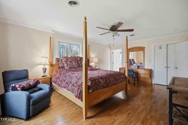 232 Roscommon Drive, Bristol, TN 37620