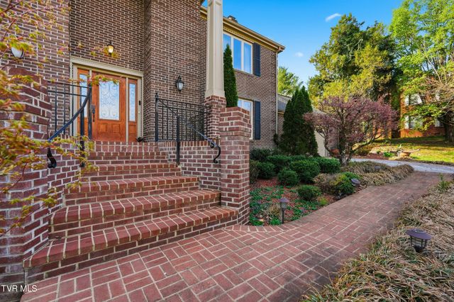 232 Roscommon Drive, Bristol, TN 37620