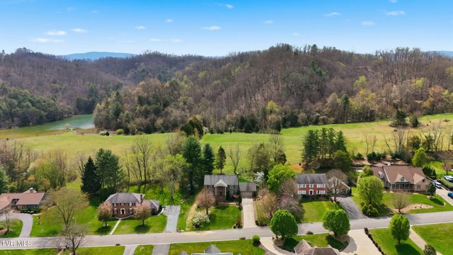 232 Roscommon Drive, Bristol, TN 37620