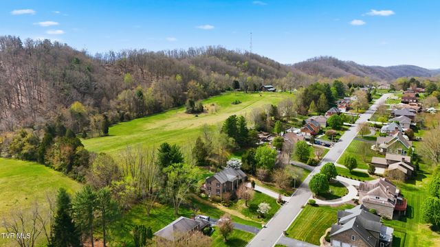 232 Roscommon Drive, Bristol, TN 37620