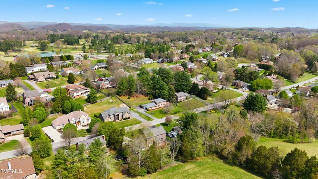 232 Roscommon Drive, Bristol, TN 37620