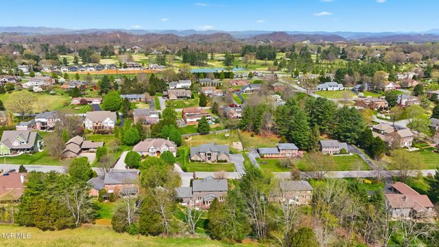 232 Roscommon Drive, Bristol, TN 37620