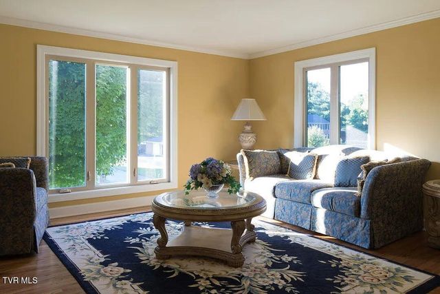 232 Roscommon Drive, Bristol, TN 37620