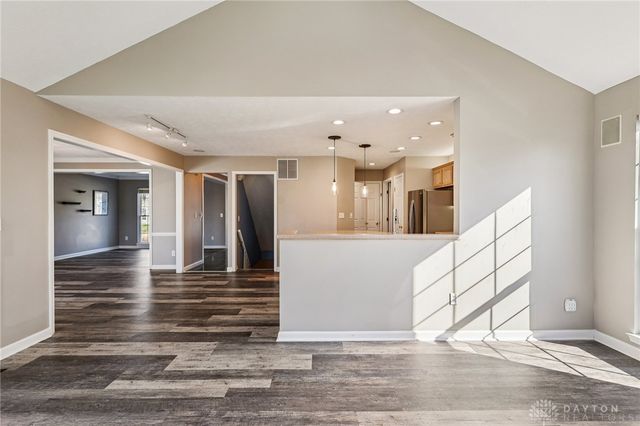 33 Christman Drive, Springboro, OH 45066