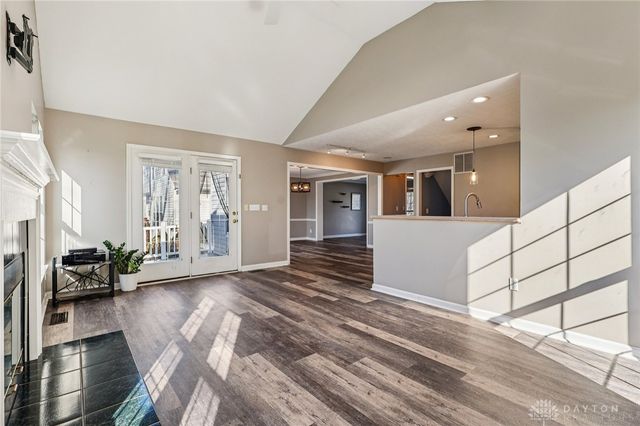 33 Christman Drive, Springboro, OH 45066