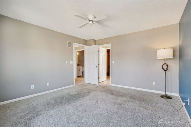 33 Christman Drive, Springboro, OH 45066