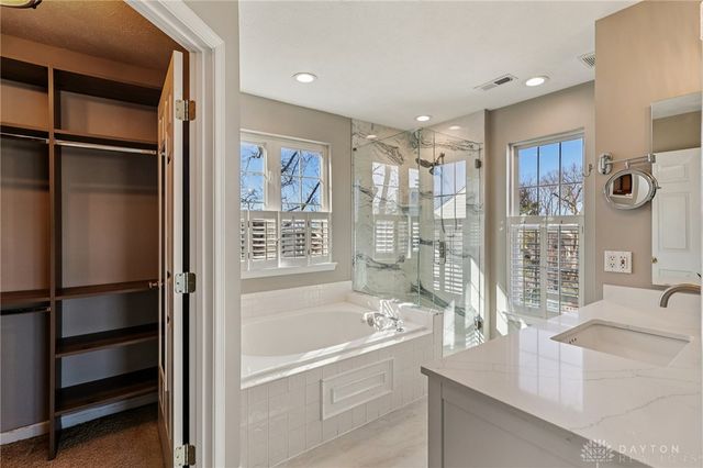 33 Christman Drive, Springboro, OH 45066