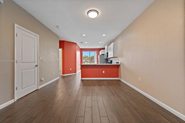 2390 SE 15th St, Homestead, FL 33035