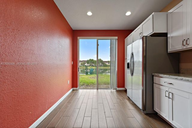 2390 SE 15th St, Homestead, FL 33035