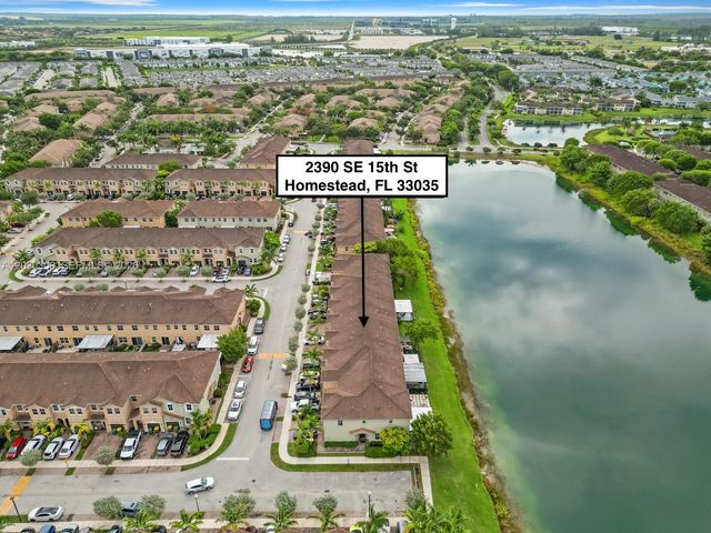 2390 SE 15th St, Homestead, FL 33035