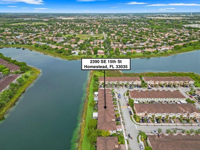 2390 SE 15th St, Homestead, FL 33035