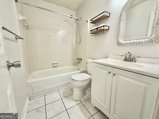 1164 Weatherstone Drive NE, Atlanta, GA 30324