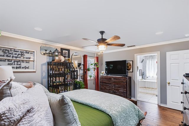 1414 W Hideaway Ln, Hideaway, TX 75771