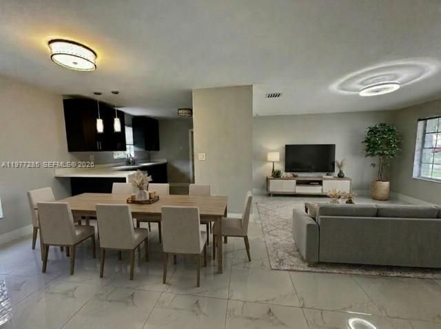 1500 NE 137th St, North Miami, FL 33161