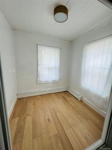 83 Vanderbilt Avenue, West Babylon, NY 11704