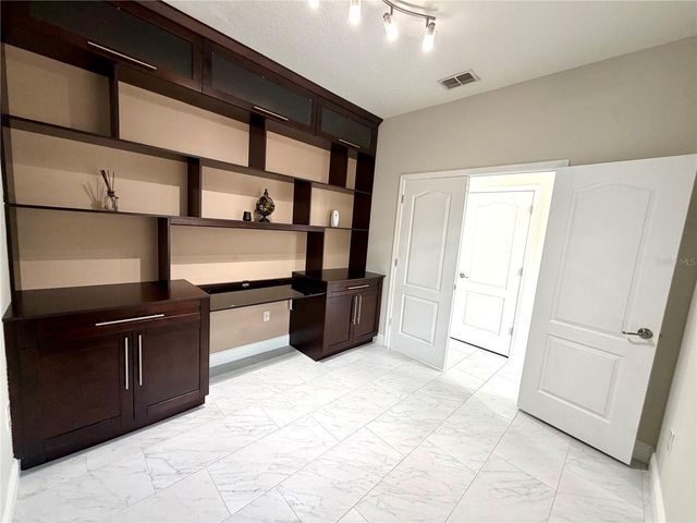 20265 MERRY OAK AVENUE, Tampa, FL 33647