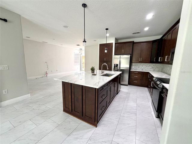 20265 MERRY OAK AVENUE, Tampa, FL 33647