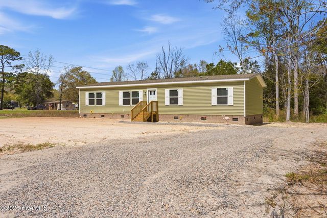 2382 Captains Wheel Avenue SW, Supply, NC 28462