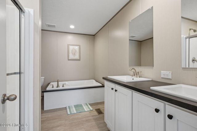 2382 Captains Wheel Avenue SW, Supply, NC 28462