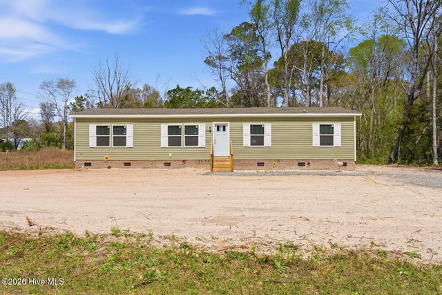 2382 Captains Wheel Avenue SW, Supply, NC 28462