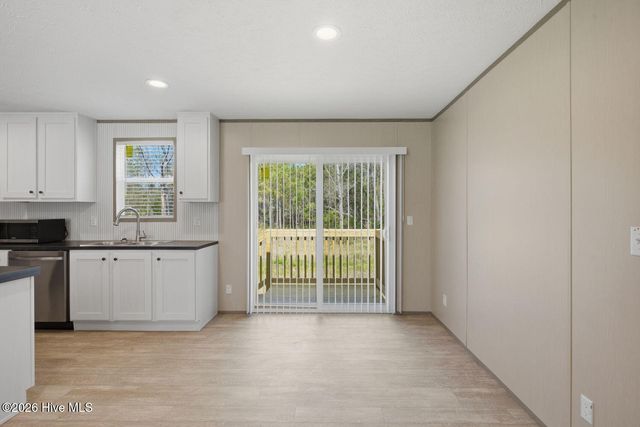 2382 Captains Wheel Avenue SW, Supply, NC 28462