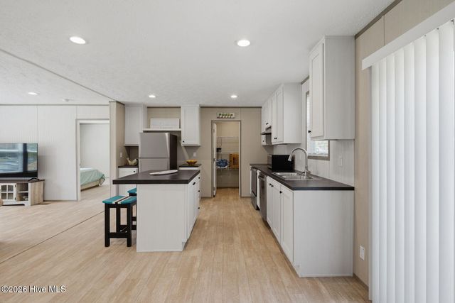 2382 Captains Wheel Avenue SW, Supply, NC 28462