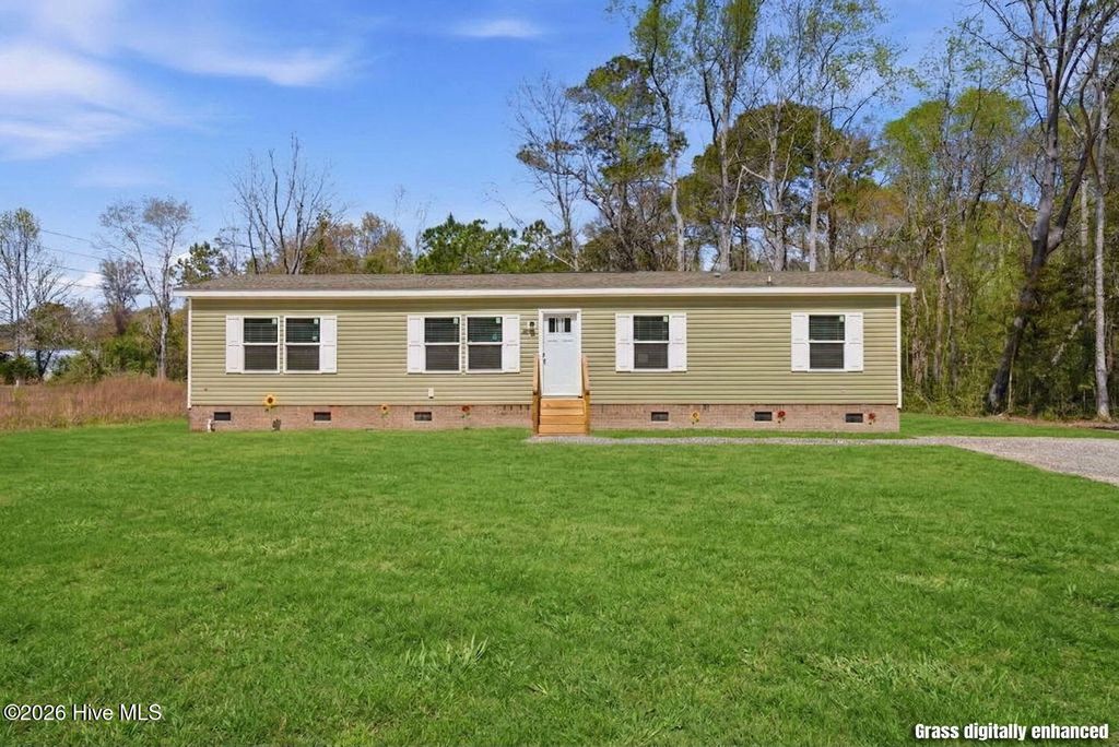 2382 Captains Wheel Avenue SW, Supply, NC 28462