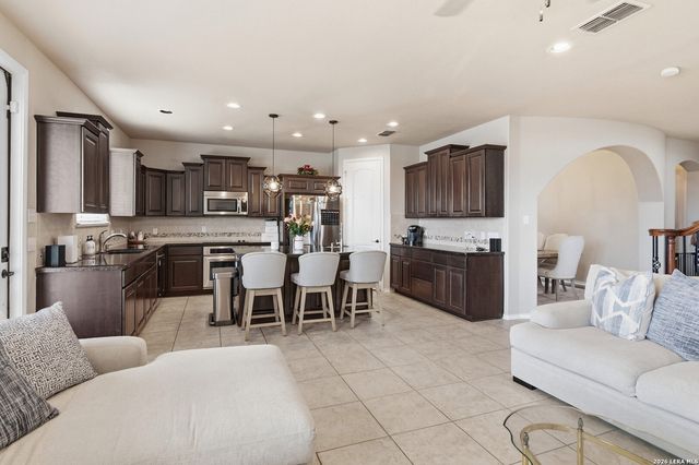 17731 Via Del Oro, San Antonio, TX 78257