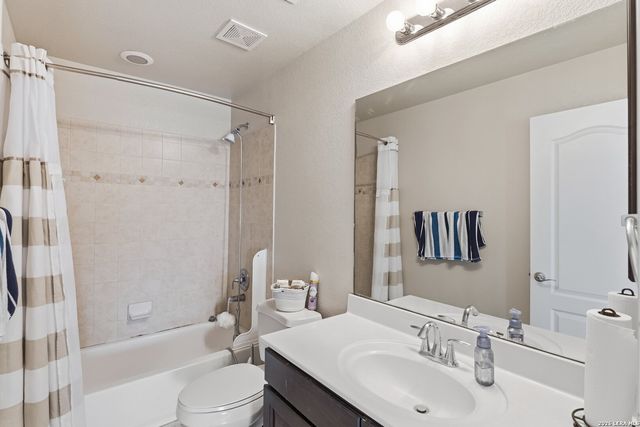 17731 Via Del Oro, San Antonio, TX 78257