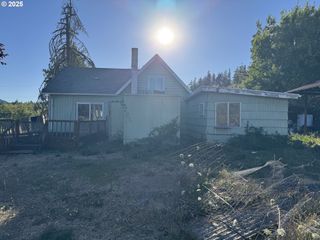 33367 BLOOMBERG Rd, Eugene, OR 97405