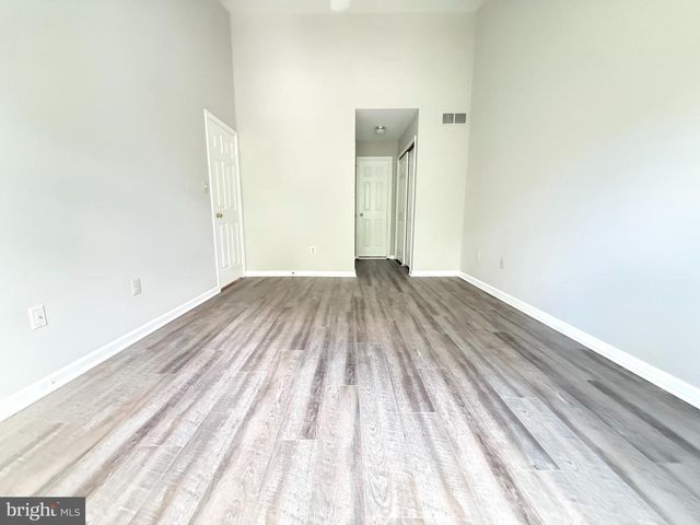9408 SHEFFIELD DR, Yardley, PA 19067
