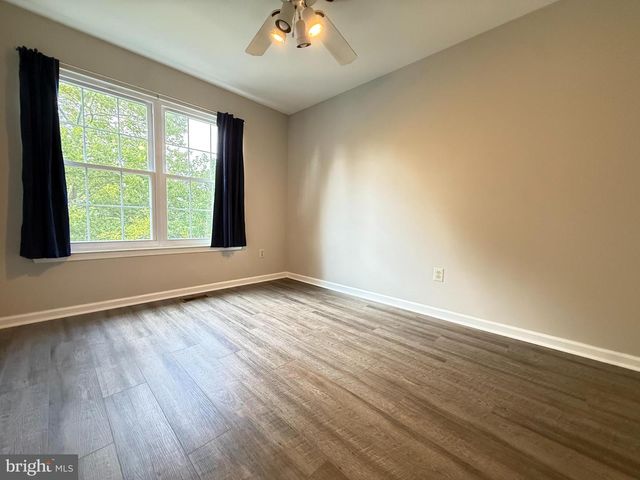 9408 SHEFFIELD DR, Yardley, PA 19067