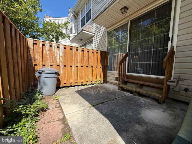 9408 SHEFFIELD DR, Yardley, PA 19067