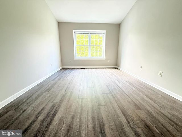 9408 SHEFFIELD DR, Yardley, PA 19067