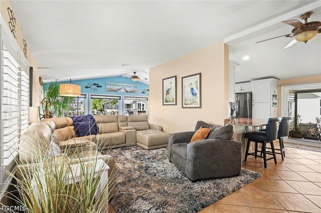 11111 Bayside LN, Fort Myers Beach, FL 33931