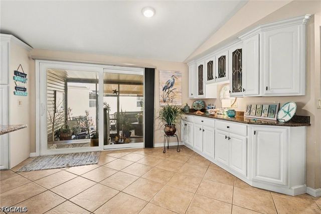 11111 Bayside LN, Fort Myers Beach, FL 33931