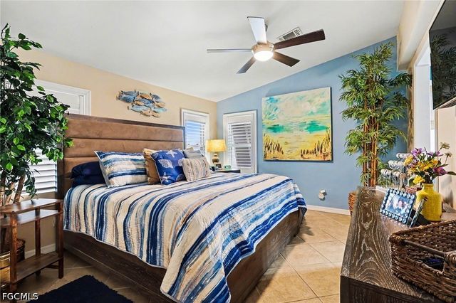 11111 Bayside LN, Fort Myers Beach, FL 33931