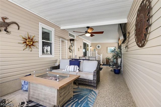 11111 Bayside LN, Fort Myers Beach, FL 33931