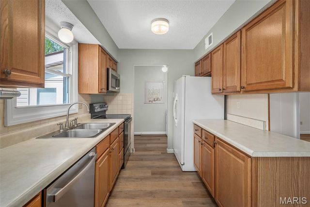 12970 Burning Bush Court, St Louis, MO 63146