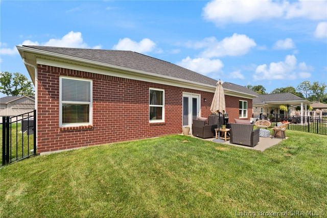 5658 Covington Drive, Charlestown, IN 47111