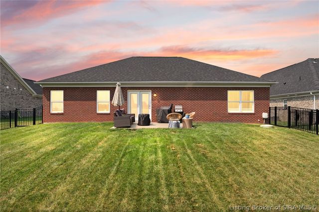 5658 Covington Drive, Charlestown, IN 47111
