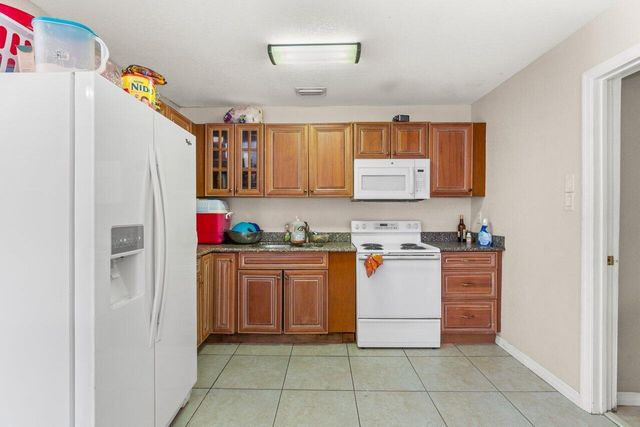 320 Swain Boulevard, Greenacres, FL 33463