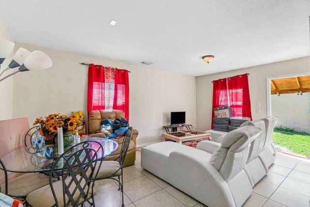 320 Swain Boulevard, Greenacres, FL 33463