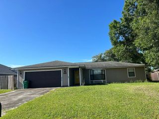 502 NW Goldcoast Ave, Port St Lucie, FL 34983