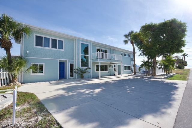 5440 Palmetto ST, Fort Myers Beach, FL 33931